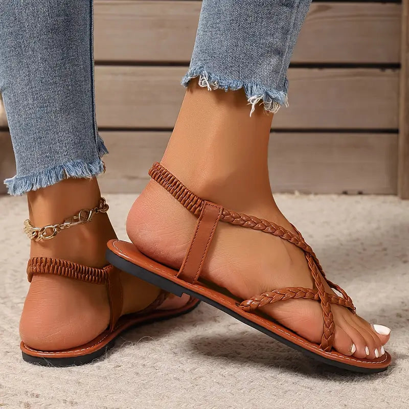 Ruth | Sandales Croisées Plates – Simplicité, Légèreté Et Style