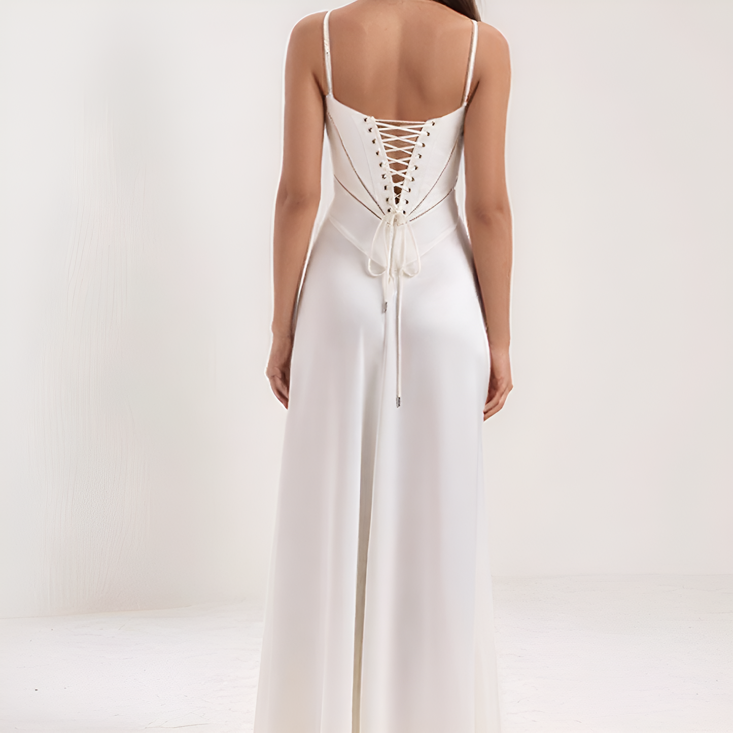 Ibtissam | Lange Elegante Jurk – Korset Rug En Verfijnde Silhouet 