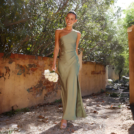 Mélinda | Asymmetrical Long Dress – Elegance and Modernity 