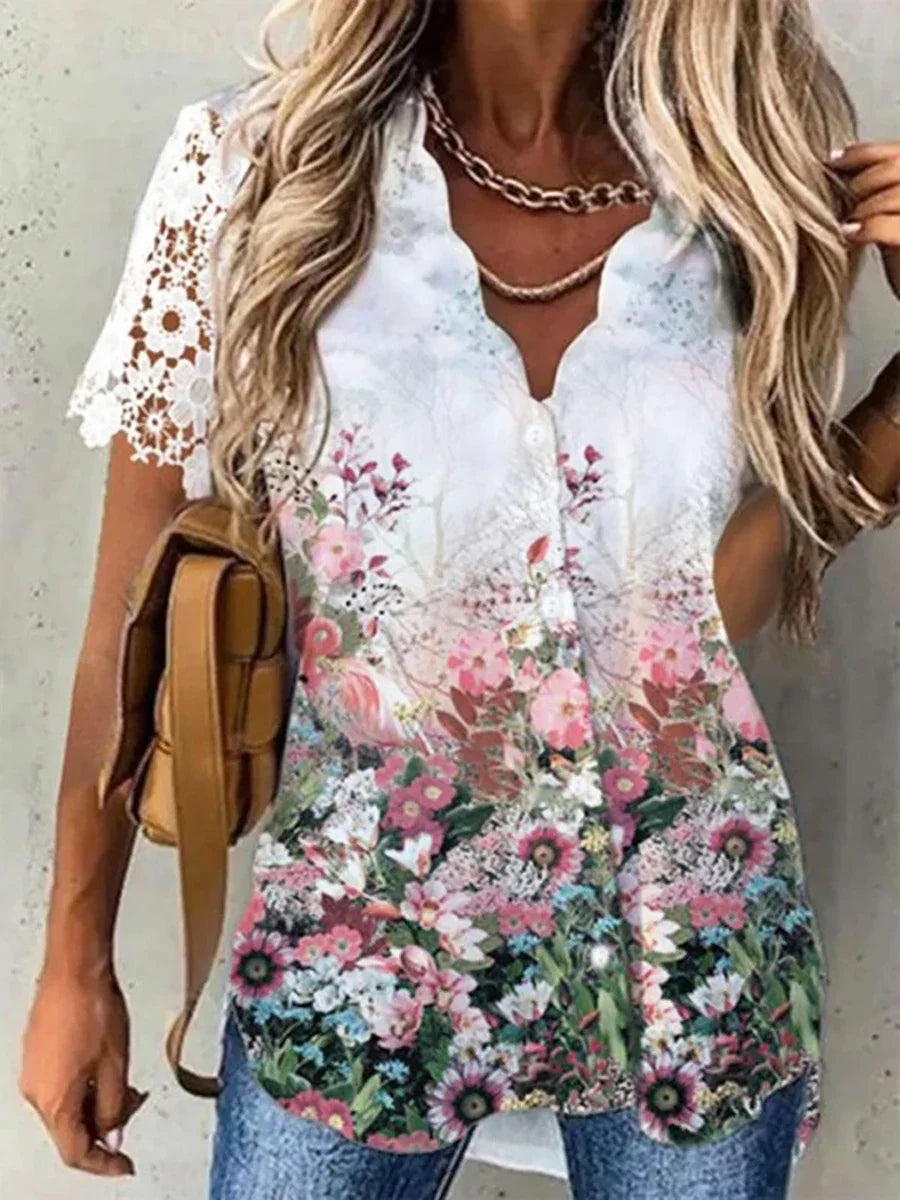 Bernice | Bluse mit Blumenmuster – V-Ausschnitt und romantischen Details 