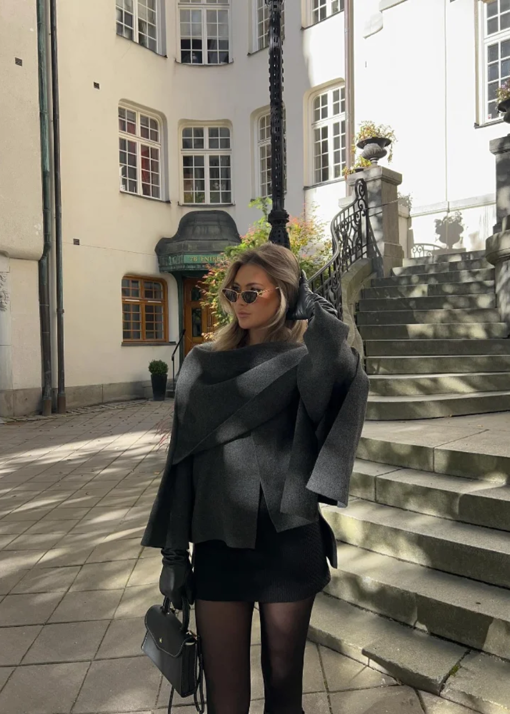 Fernande | Capejakke De Luxe – Tidløs Og Raffinert Eleganse 