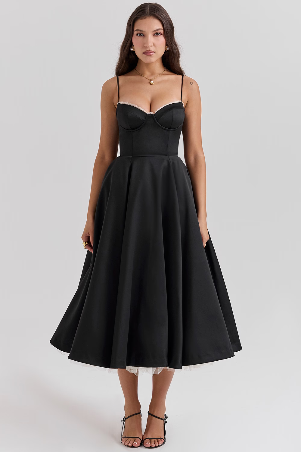 Gilda | Lange Ausgestellte Kleid – Zeitloser Charme und Weiblichkeit 