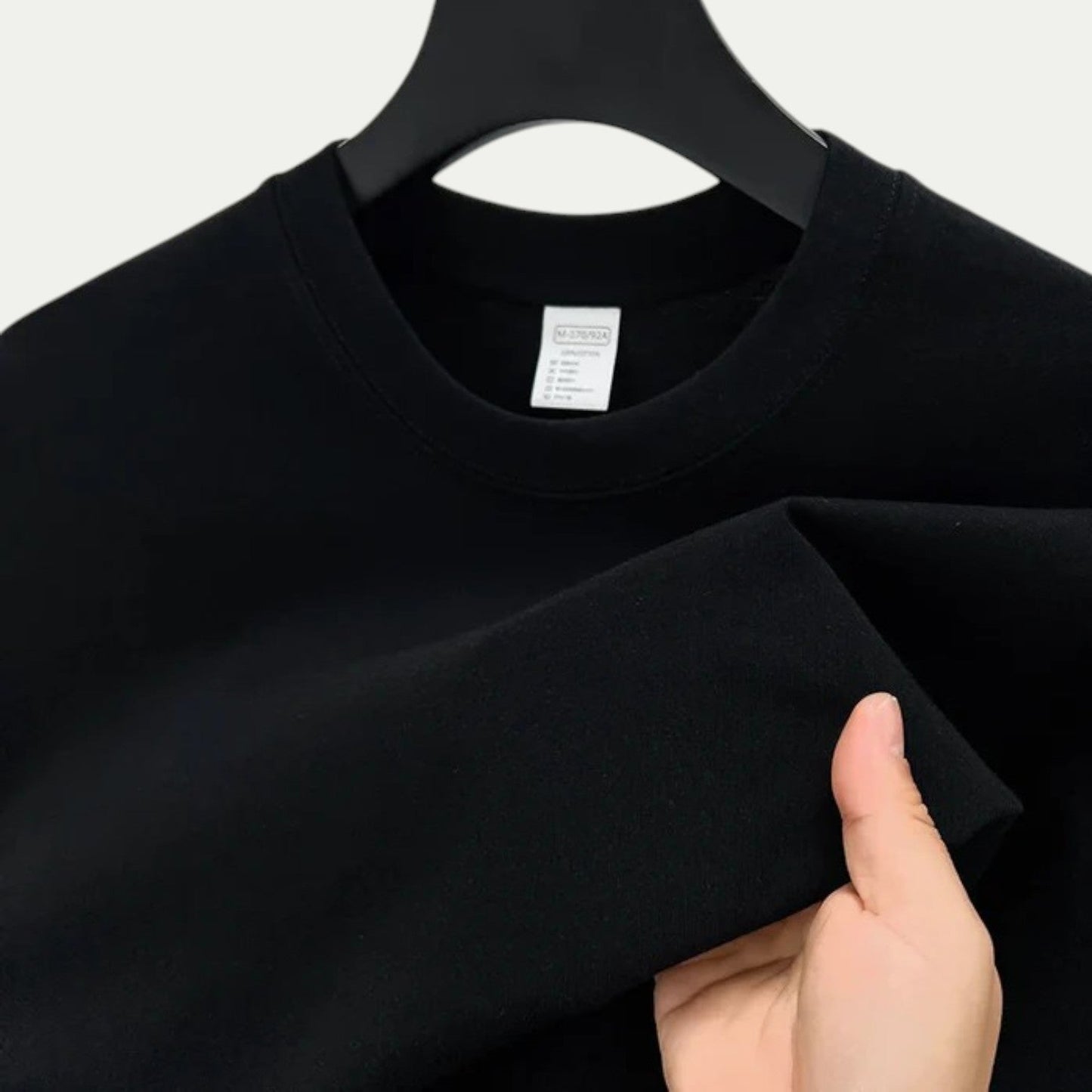 Rivaldo| Rentopaita – Minimalistinen Eleganssi ja Pehmeä Tuntu 